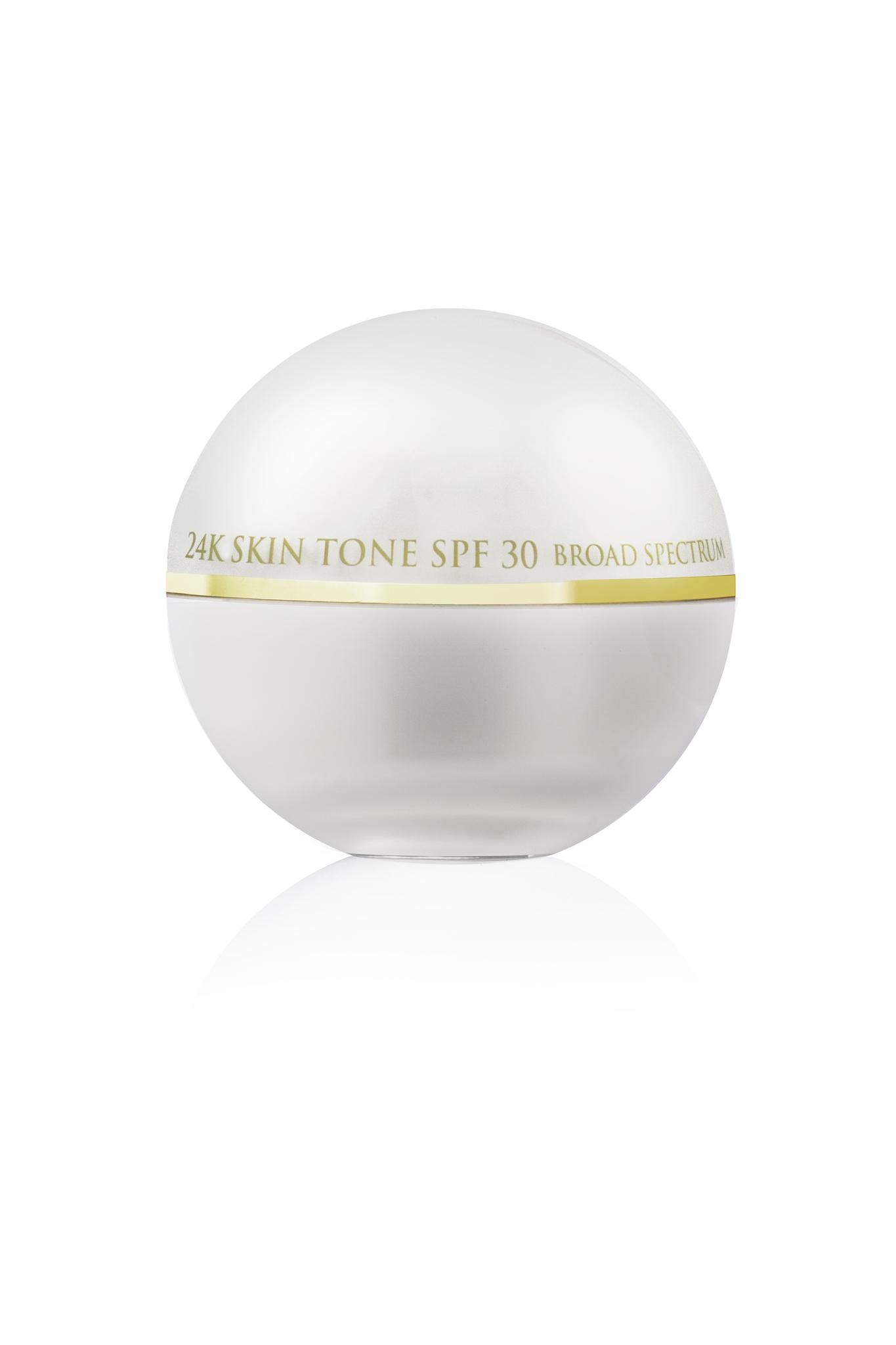  White Gold Крем дневной увлажняющий SPF 30